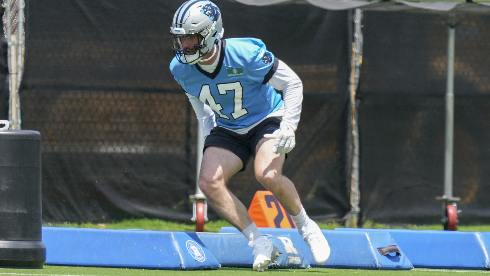 Panthers to release veteran LB | Yardbarker