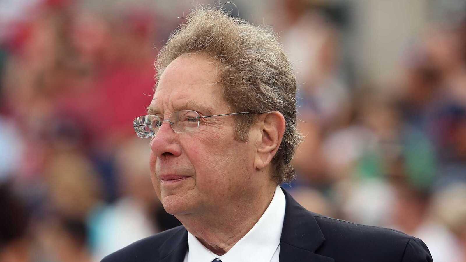 Yankees announcer makes decision on coming out of retirement