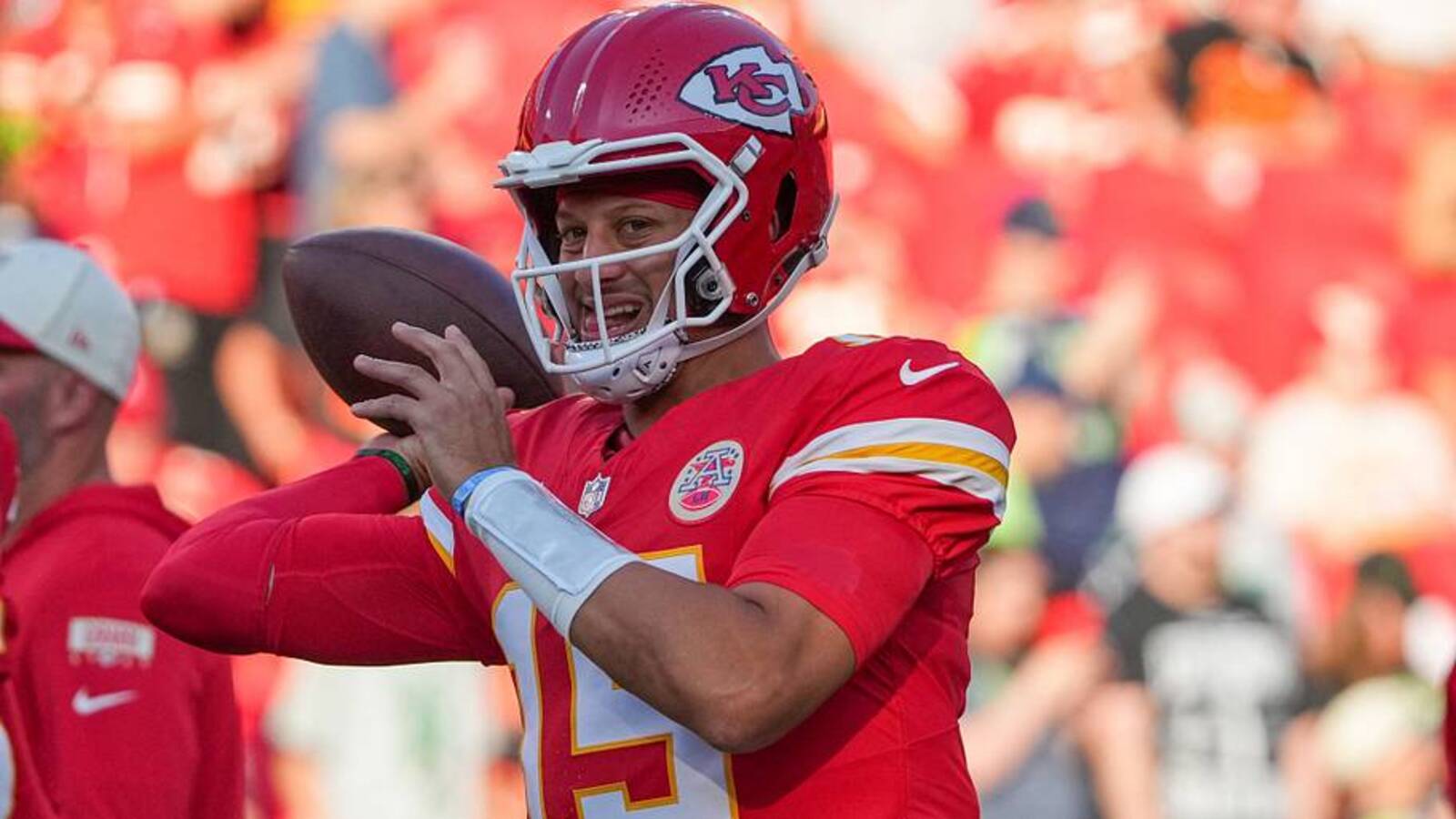 Chiefs' Patrick Mahomes Maintaining Relentless Mindset for Week 1 Return: 'Be Yourself'