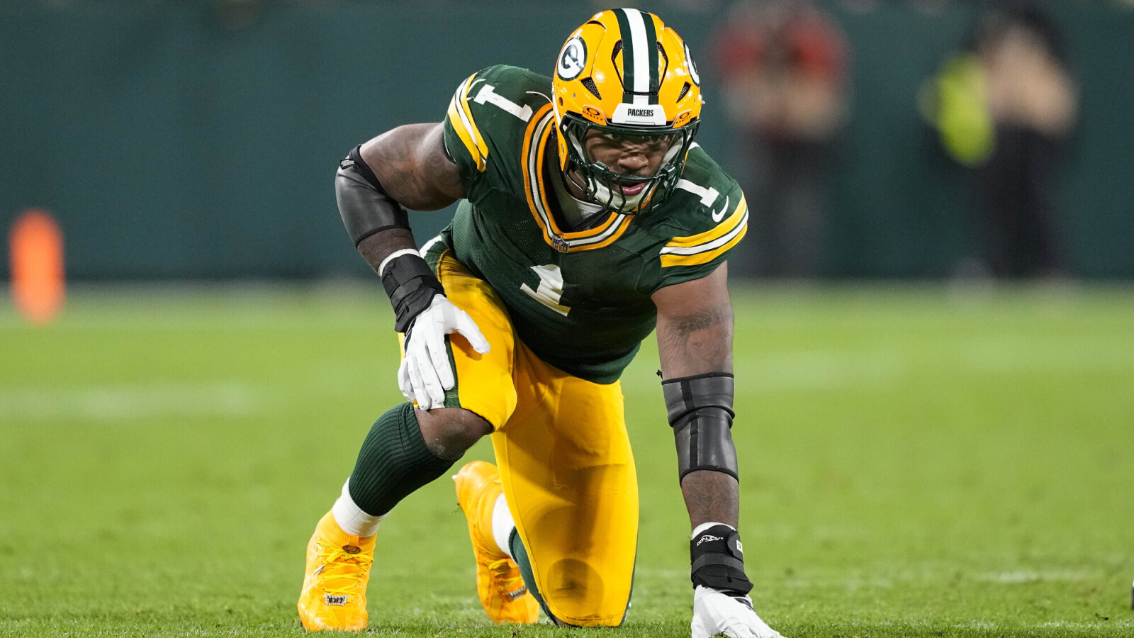 https://www.yardbarker.com/media/4/8/483a14e3cddbb22194edeb82e434f86b0b8c29d2/thumb_16x9/packers-telling-decision-micah-parsons-injury.jpg?v=1