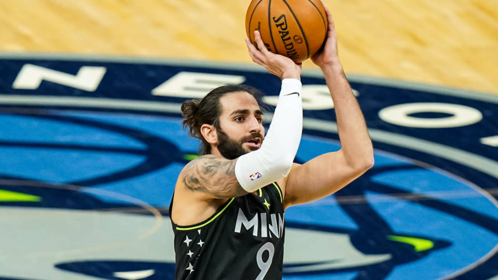 Ricky Rubio calls out Shaq for 'hating' on Donovan ...