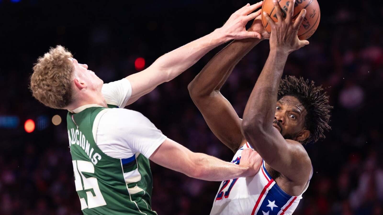 Joel Embiid posts triple-double, 76ers handle Bucks