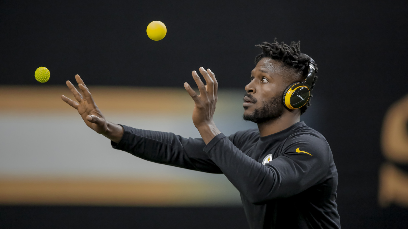 Report: Antonio Brown had 'ugly' altercation with Ben Roethlisberger - Yardbarker