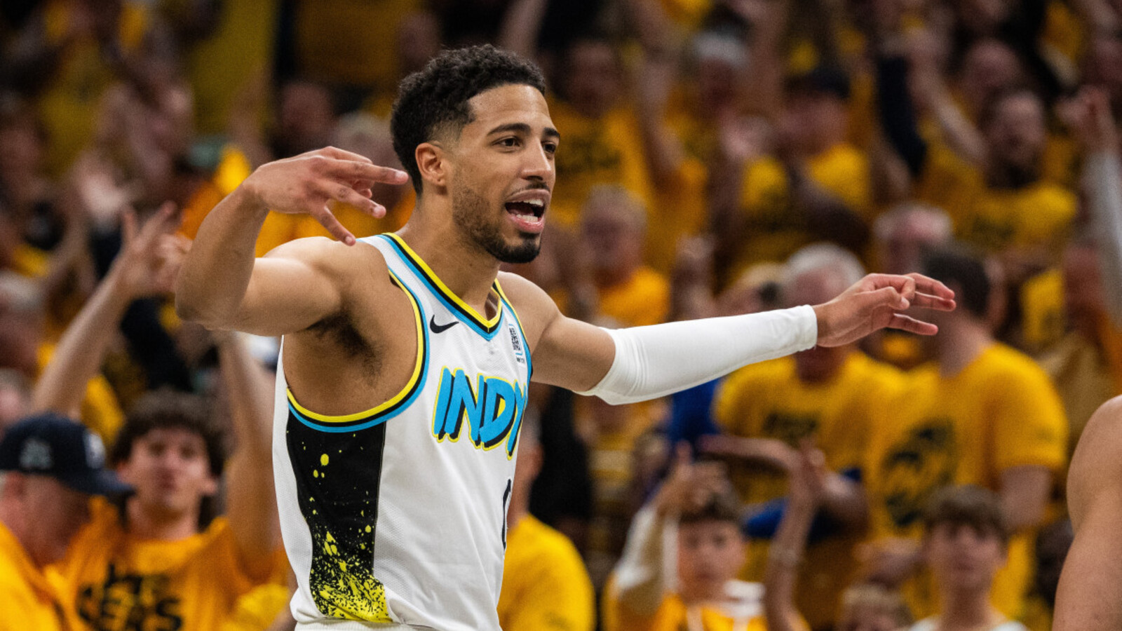 https://www.yardbarker.com/media/4/9/49543d48d0fc782f08c81fb97366dda93834141b/thumb_16x9/tyrese-haliburton-indiana-pacers.jpg