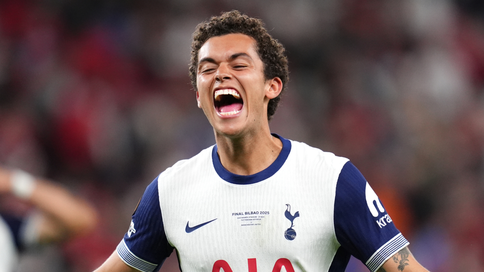 https://www.yardbarker.com/media/4/9/4964c27e9b1f7275d6cc10ecc0c7e980289f9c77/thumb_16x9/tottenham-hotspur-win-europa-league-final.jpg?v=1
