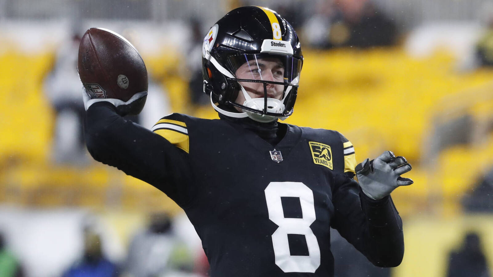 Kenny Pickett quickly developing chemistry with veteran WR Yardbarker