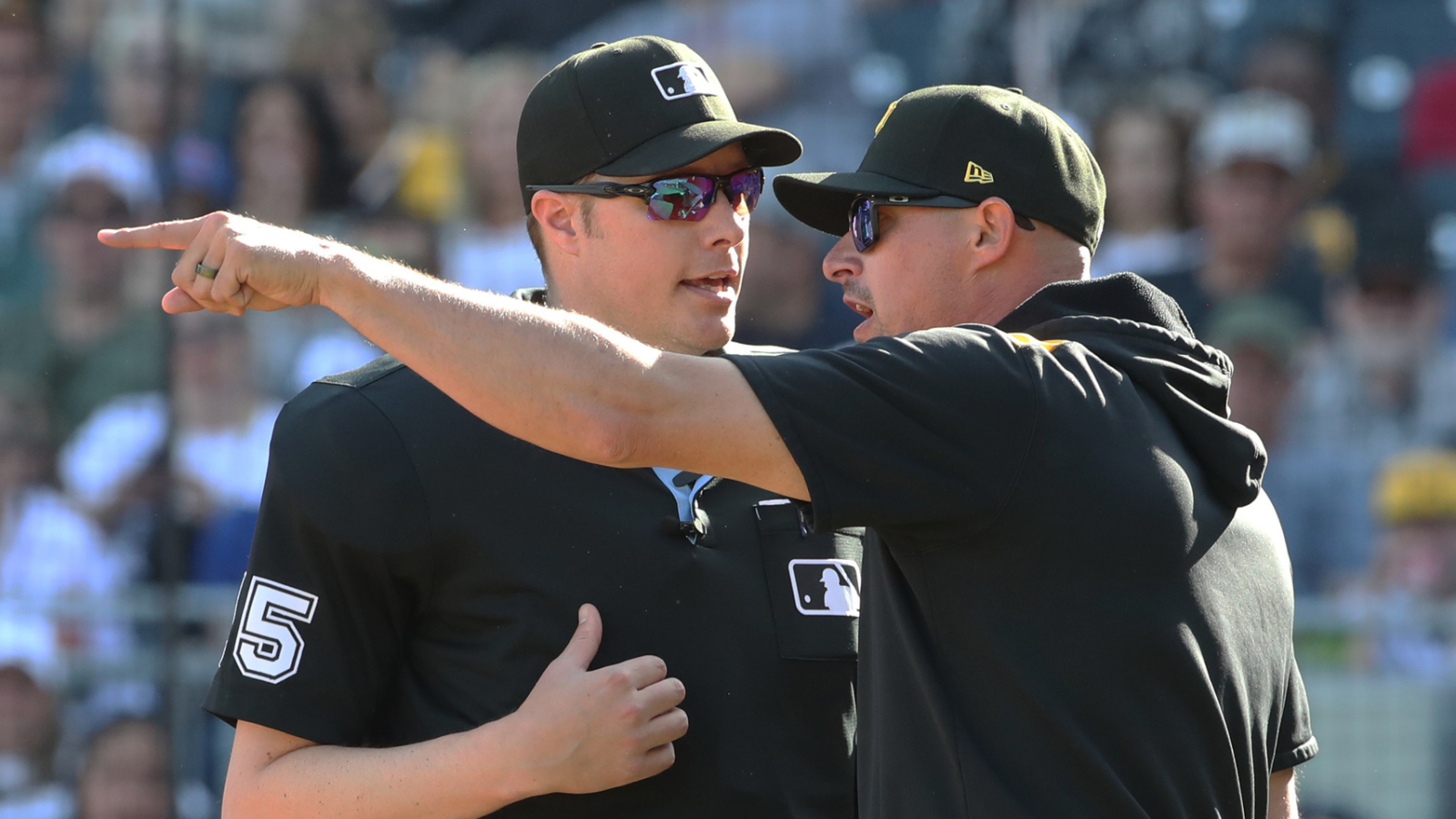 https://www.yardbarker.com/media/4/9/49b4fa3ccae35052e3336ac546e3b4dfadc3cc19/thumb_16x9/watch-new-pirates-manager-ejected-second-game.jpg?v=1