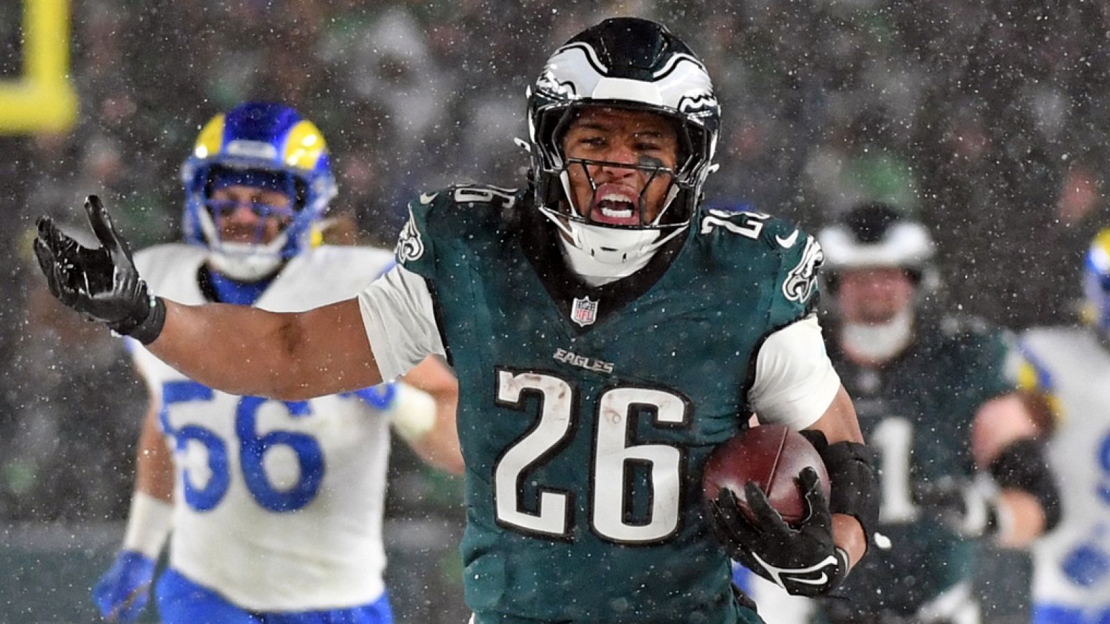 https://www.yardbarker.com/media/4/9/49cd0d42e6eef3026234dda3f3d8ff0bd8d16a90/thumb_16x9/2000-rushing-yard-nfl-seasons-quiz.jpg?v=1