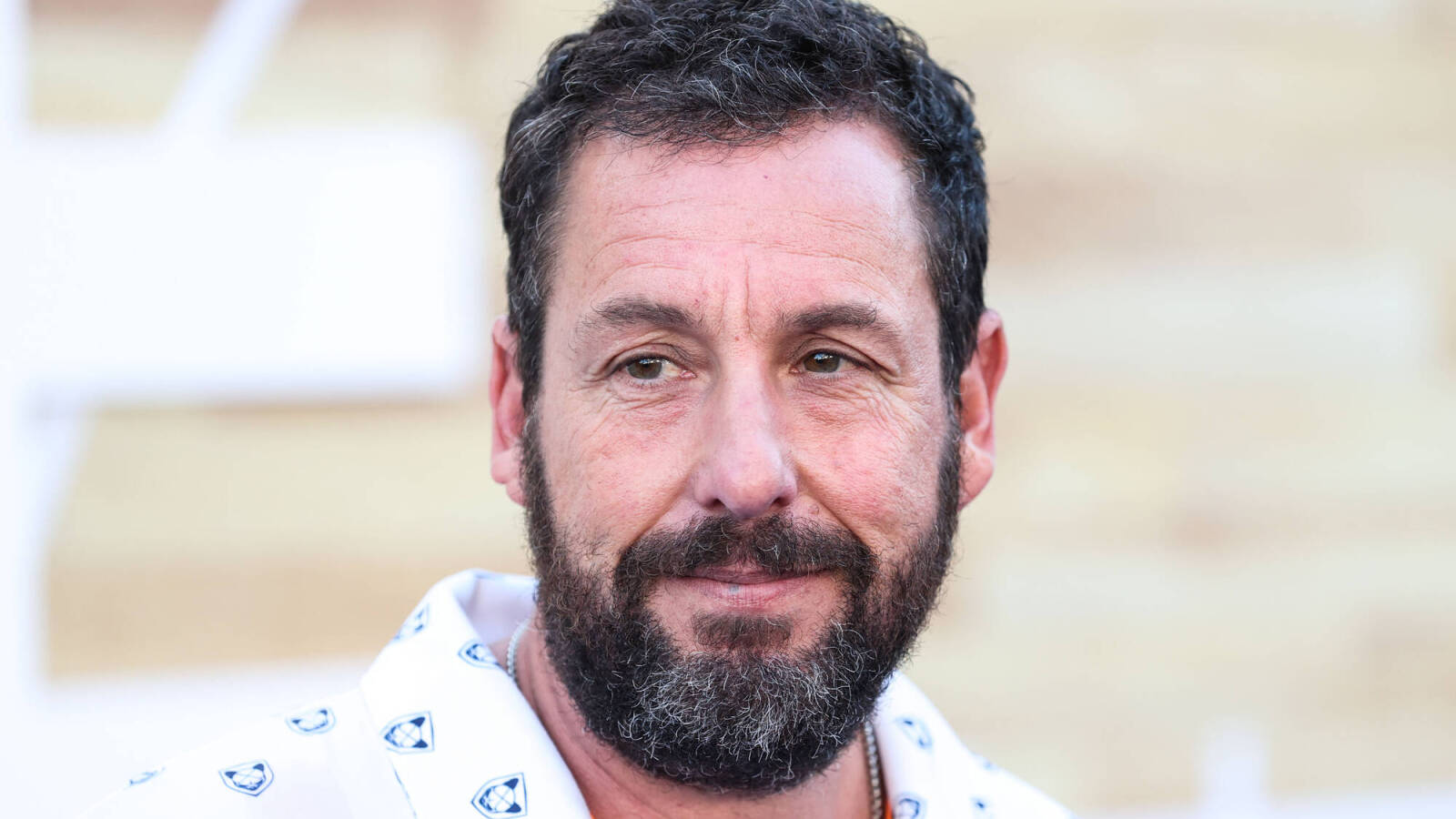 Adam Sandler's 'Hustle' is a great basketball movie Yardbarker