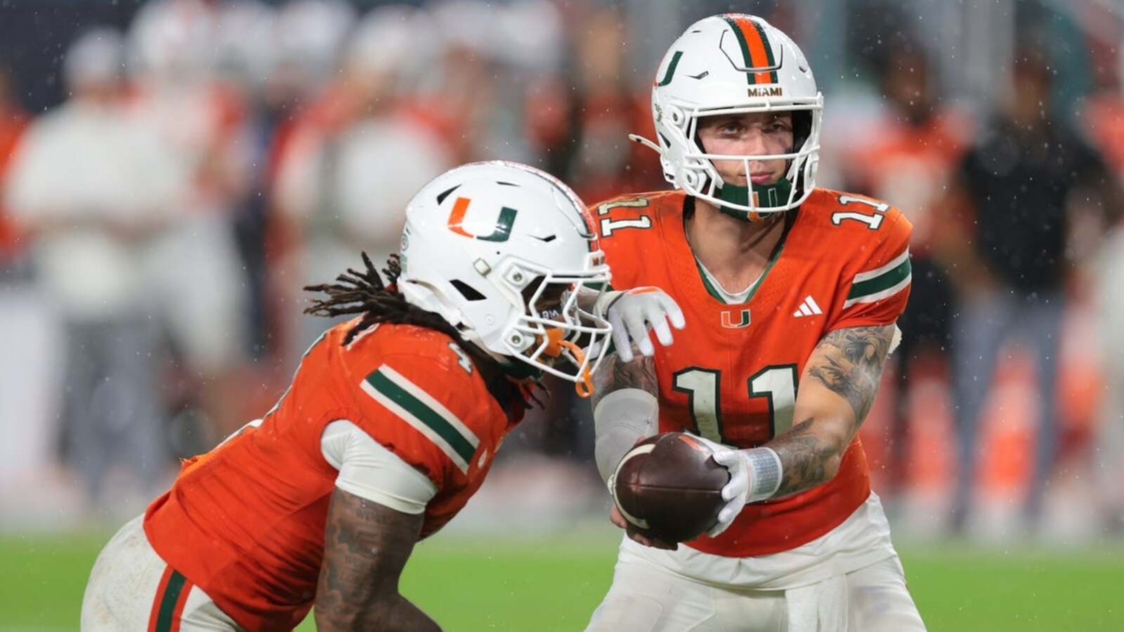 https://www.yardbarker.com/media/4/b/4b25dd38f3e40a9c99145eec5b68748e7b128808/thumb_16x9/27135096.jpg
