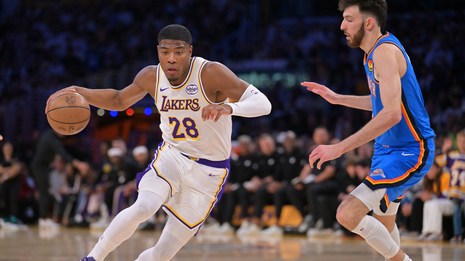 https://www.yardbarker.com/media/4/b/4b43ada6e24302561f3e308959b3d4898d684b93/thumb_16x9/warriors-steal-another-lakers-star-free-agency.jpg