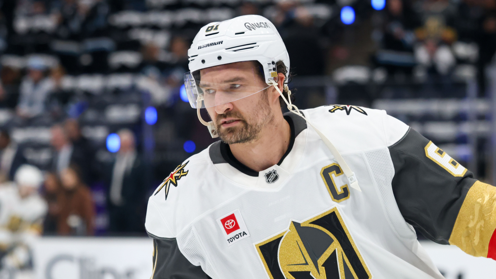https://www.yardbarker.com/media/4/b/4b53ddcc925c83c92ee09e7eb74c94138b0313a4/thumb_16x9/golden-knights-head-coach-john-tortorella.jpg?v=1