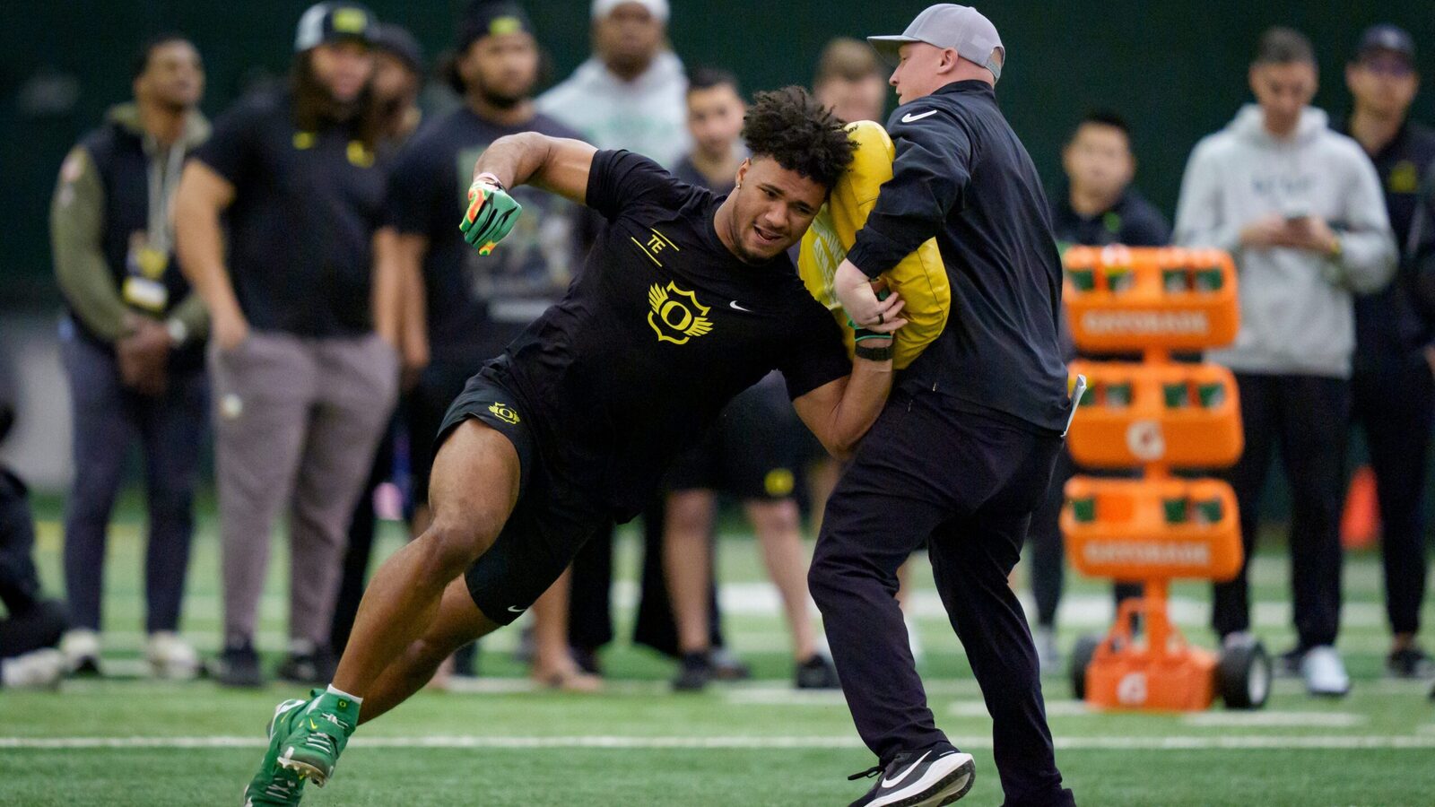 Kansas City Chiefs: Host Potential Long-Term Replacement for 11x-Pro Bowler