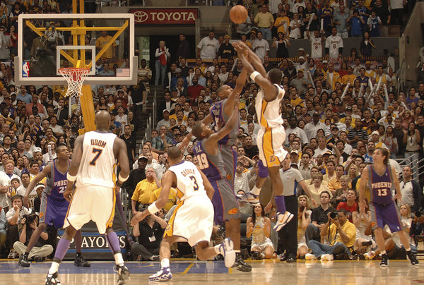 trophy kobe iconic moments