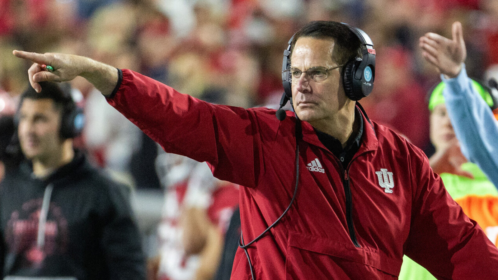 The 'Walter Camp Coach of the Year Award winners' quiz Yardbarker