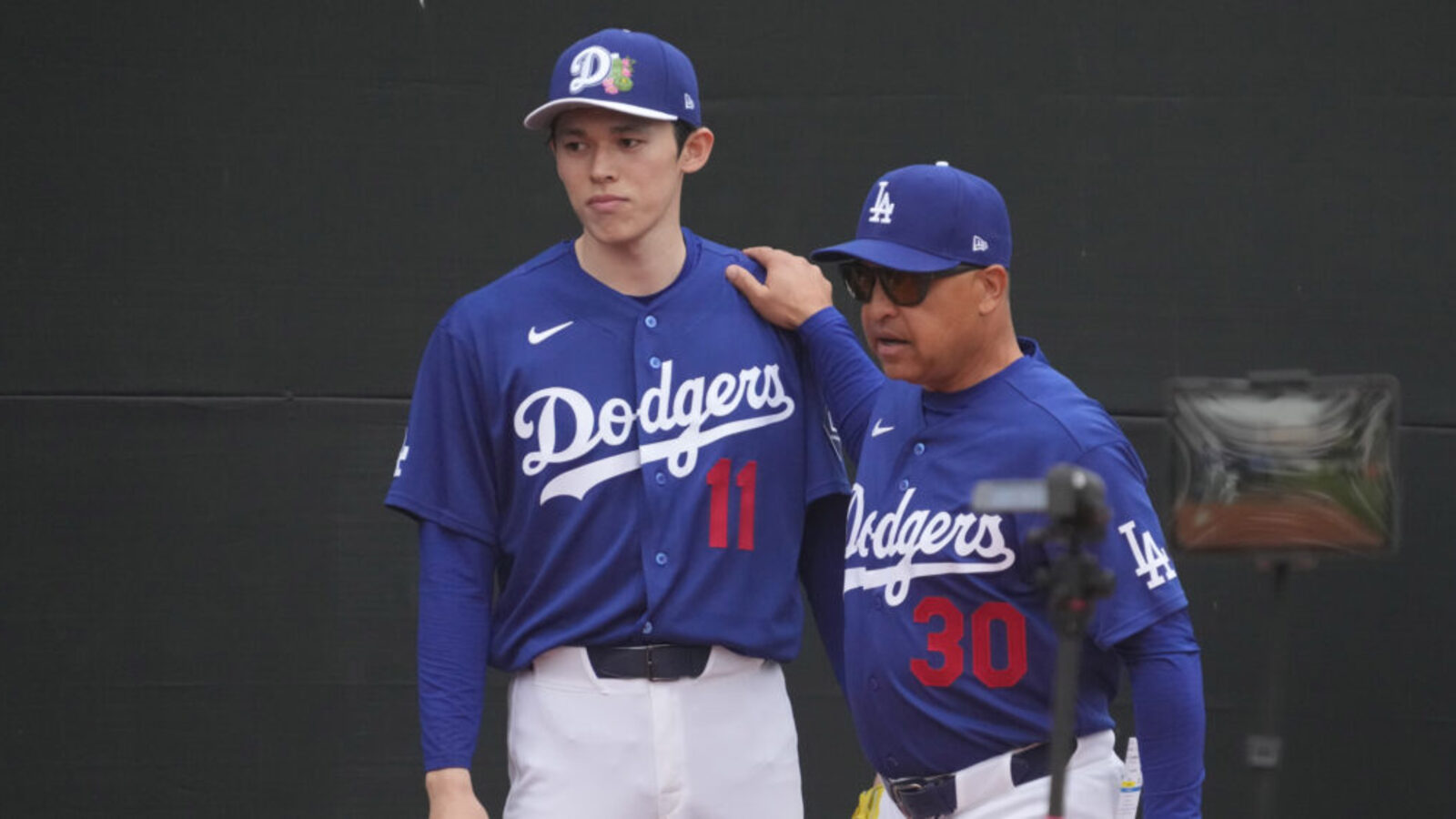 Dave Roberts Shares Important Roki Sasaki Update | Yardbarker