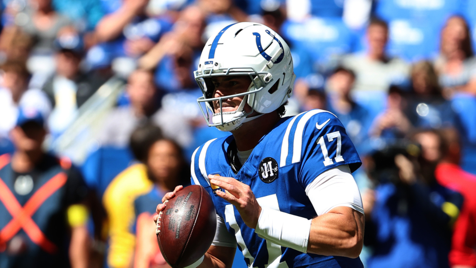 https://www.yardbarker.com/media/4/b/4bbd6bc779a66cce00834ad2dbcbb71d40a1f6d6/thumb_16x9/nfl-week-1-winners-losers-big-qb-debuts-mcdaniels.jpg?v=1