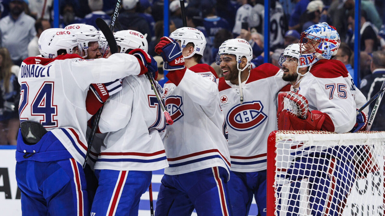 https://www.yardbarker.com/media/4/b/4bc6fe6c507144c71abbed02b5841a298eae3a49/thumb_16x9/canadiens-shockingly-steal-game-7-vs-lightning.jpg?v=1