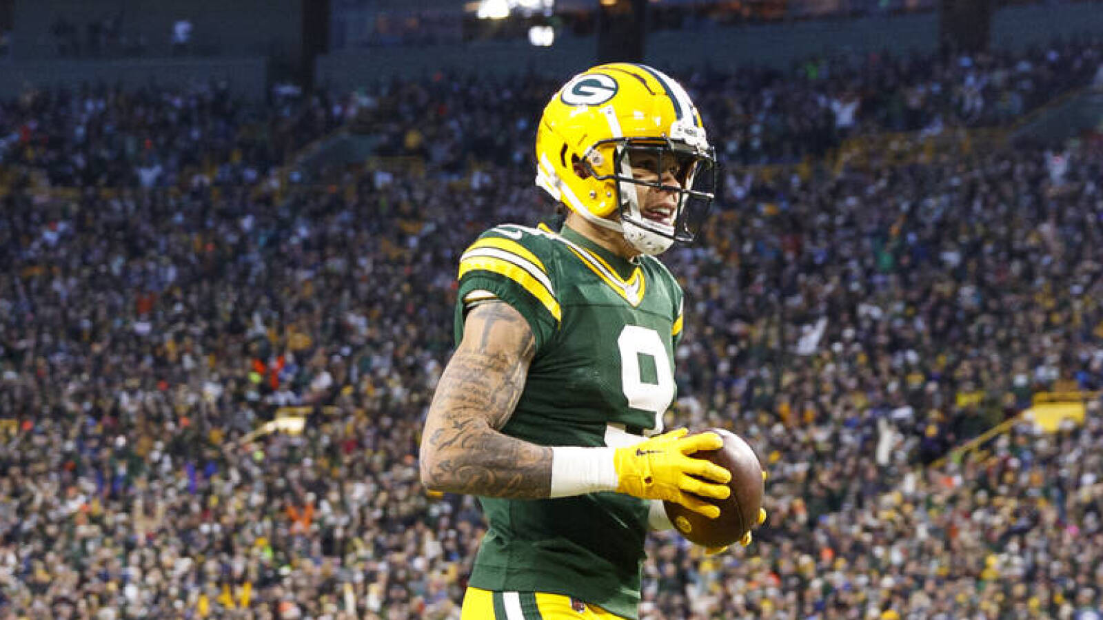 Packers' Watson breaks out with 3 TDs amid rough season - Vimarsana News