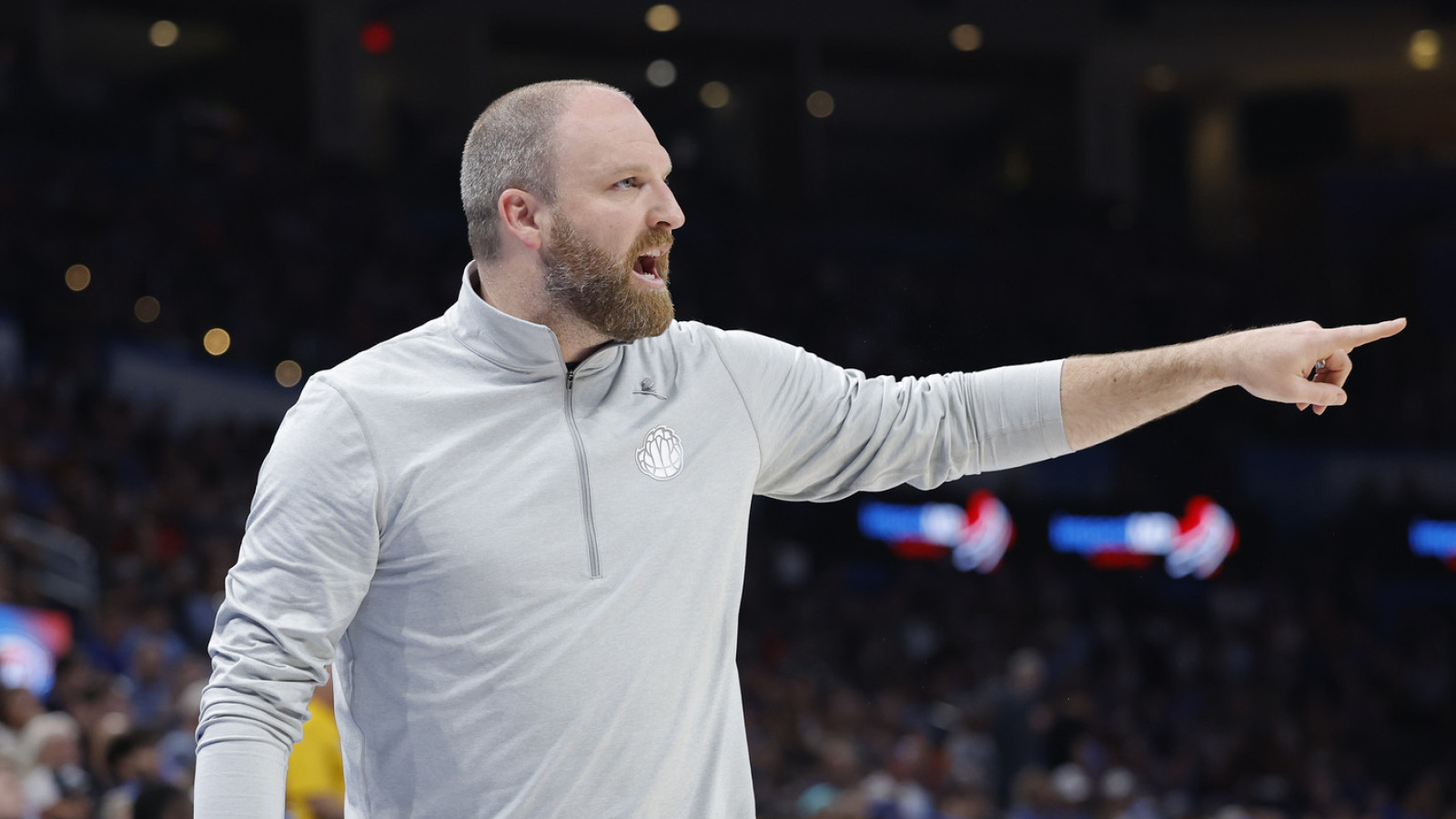 https://www.yardbarker.com/media/4/c/4c47659f211a0f4d157e64a1d4dd2233ee51d98a/thumb_16x9/knicks-reportedly-first-head-coaching-interviews.jpg?v=1