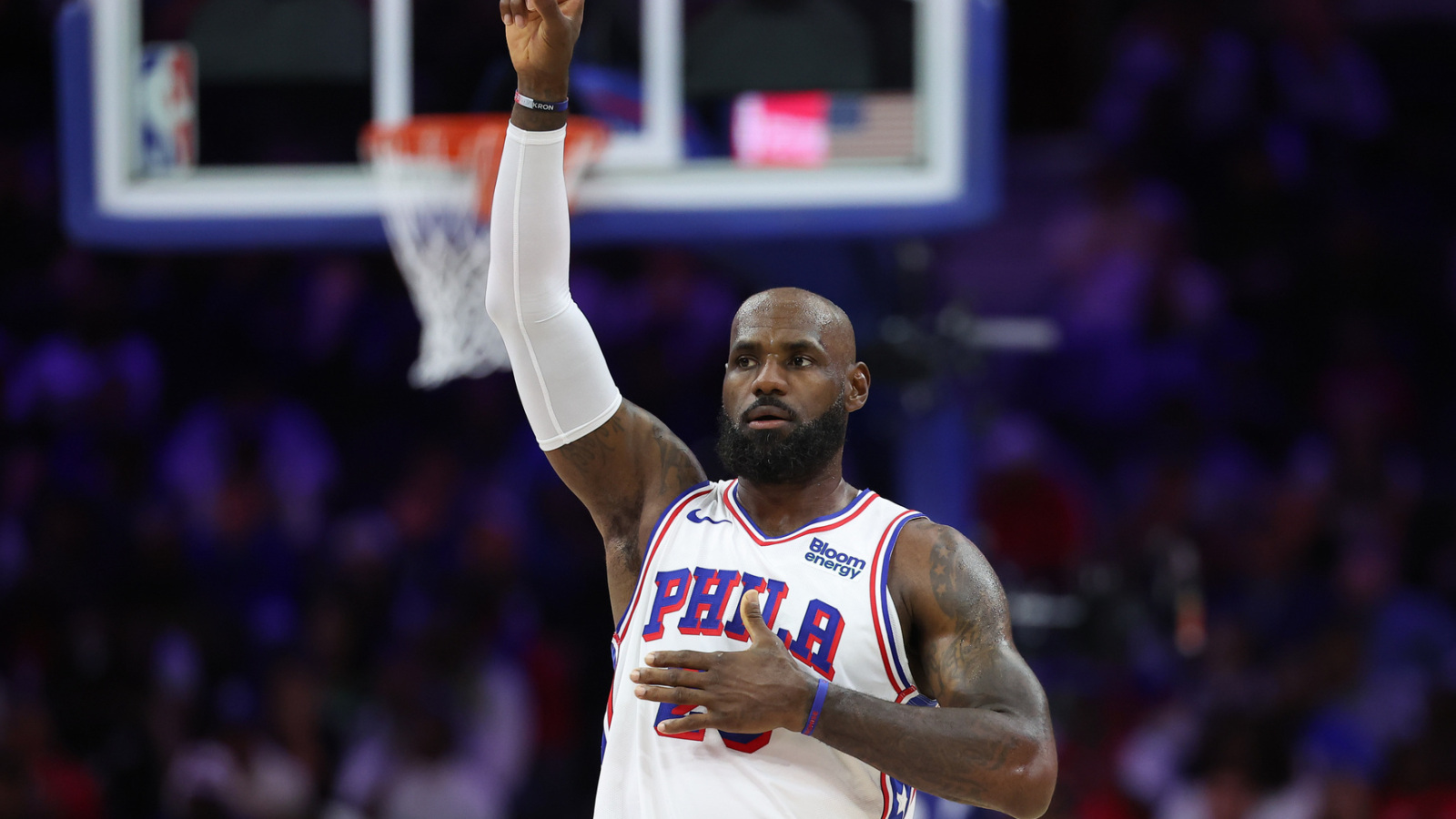 LeBron James gets into verbal altercation with Knicks fans