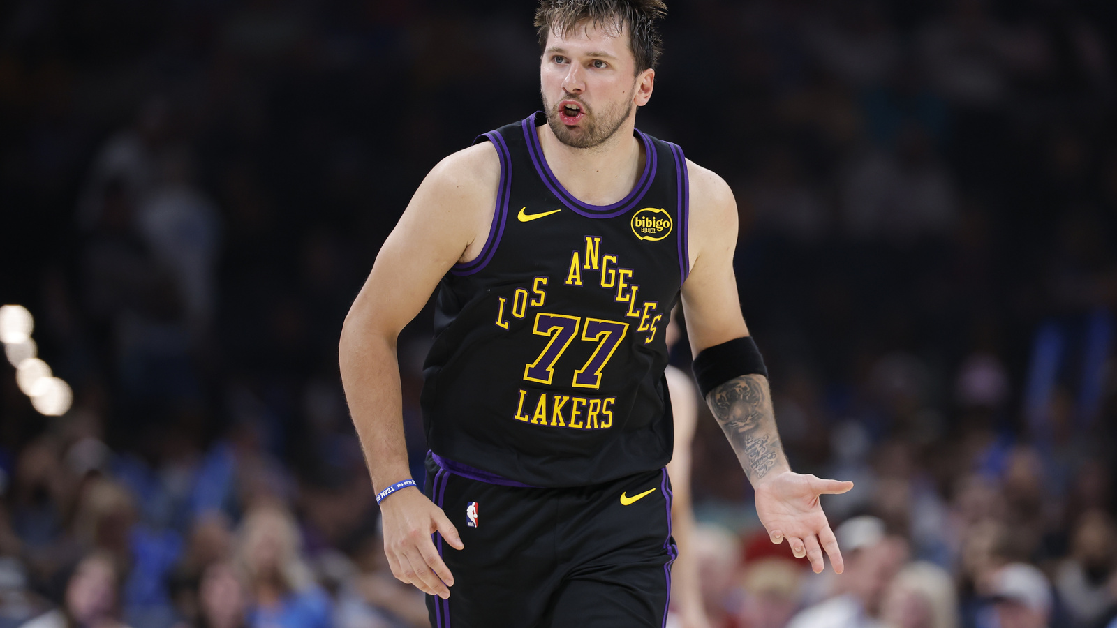 https://www.yardbarker.com/media/4/c/4c777c3195fc03b7bd2807e49ca7b9fa7c4b84c2/thumb_16x9/luka-doncics-latest-demand-force-lakers-veteran.jpg
