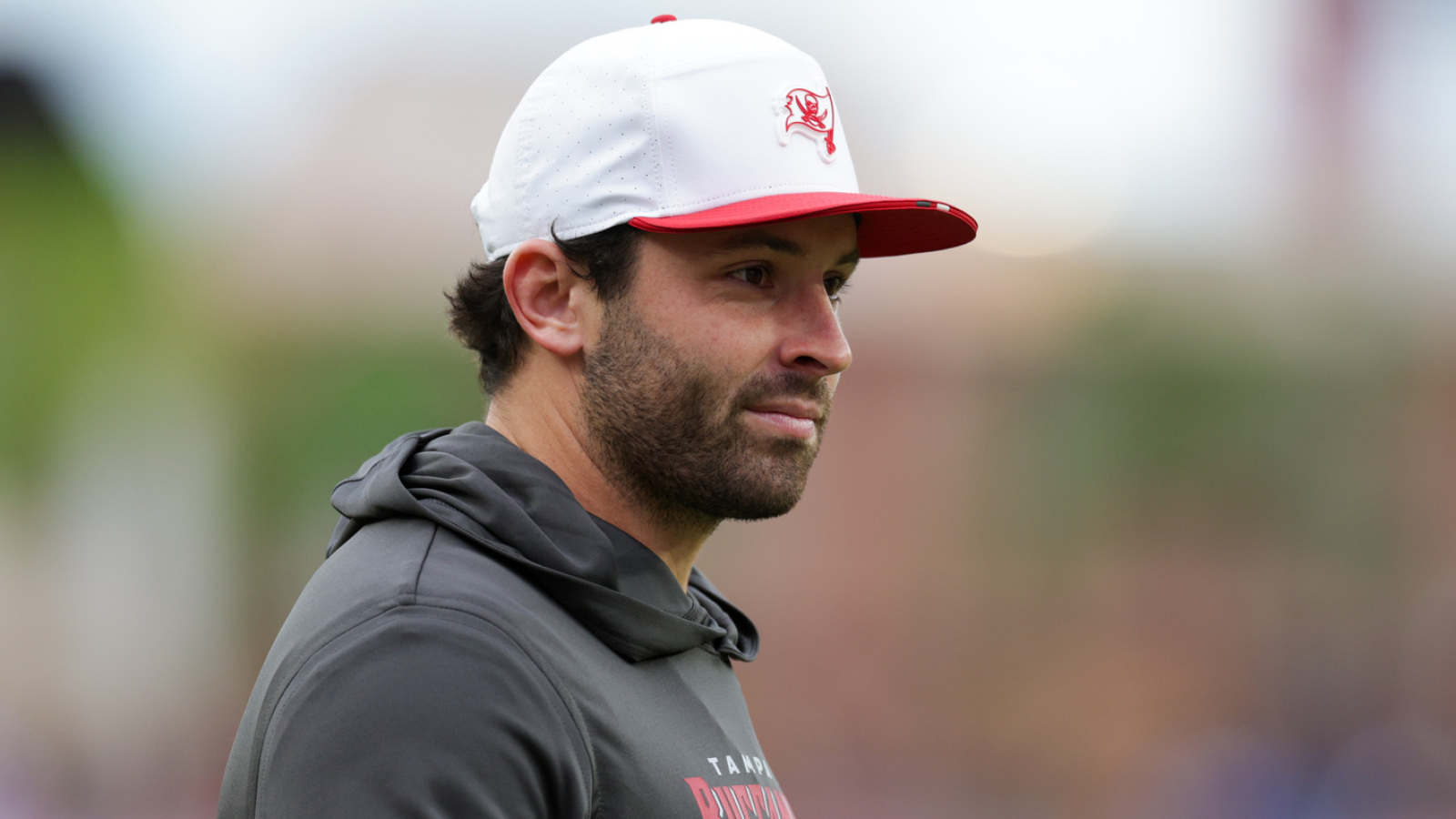 https://www.yardbarker.com/media/4/d/4d0706ce98e55daf503a6459f73f0f98fbcc6f69/thumb_16x9/mayfield-gets-big-wish-granted-ahead-falcons-game.jpg?v=1