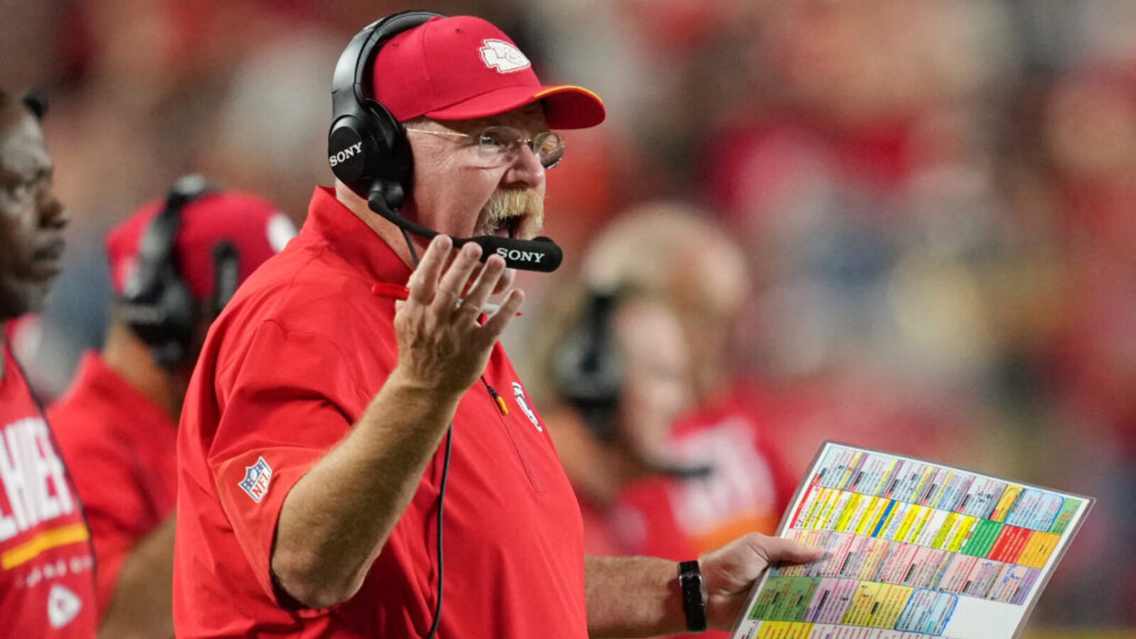 Kansas City Chiefs Receive Huge Update Amid WR Trade Buzz | Yardbarker