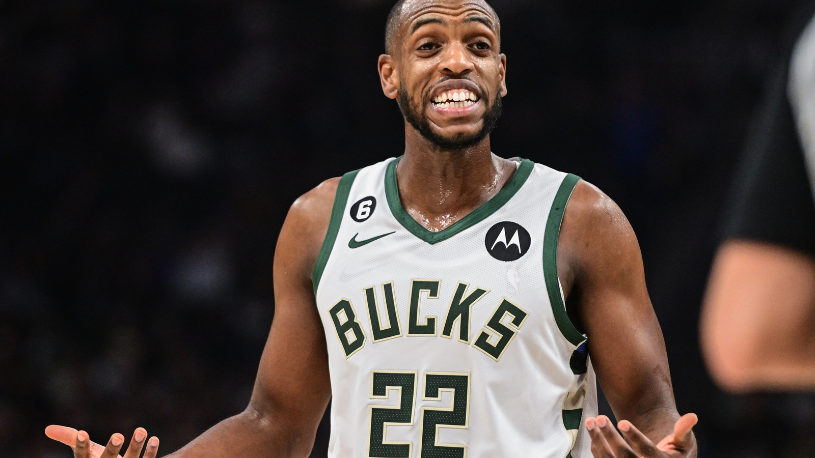 Bucks anchor this hockeyhoops parlay for Thursday night Yardbarker