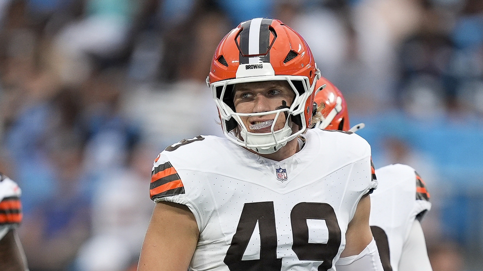https://www.yardbarker.com/media/4/d/4d1d54c4b36d850cc30316e82330ddef4dd56797/thumb_16x9/browns-rookie-carson-schwesinger-suffers-high.jpg?v=1