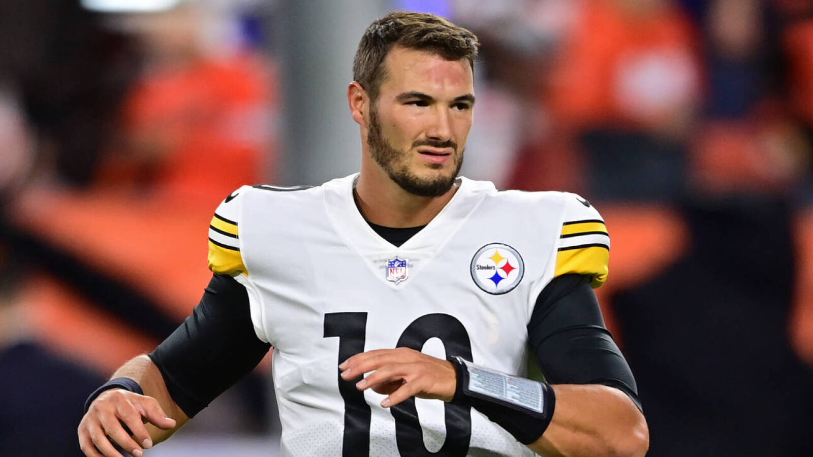 Steelers, Mitch Trubisky’ye inanmakla yanıldı