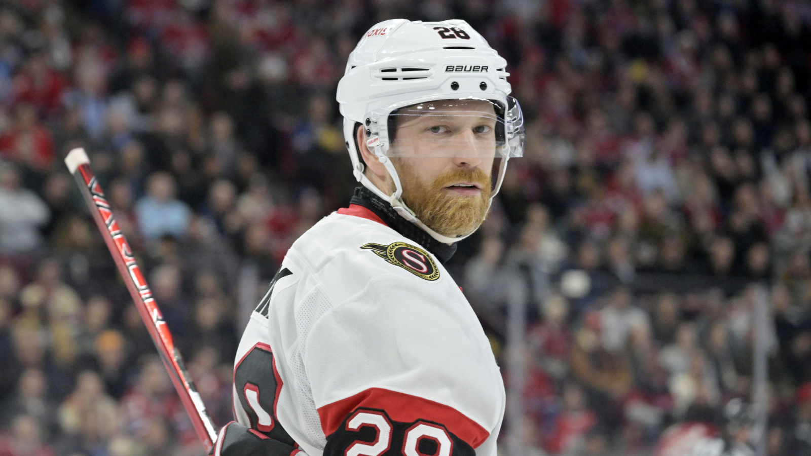 https://www.yardbarker.com/media/4/d/4d67875c3d04dffc41dd1d3b6c67a6ea634413e8/thumb_16x9/senators-sign-forward-claude-giroux-contract.jpg?v=1