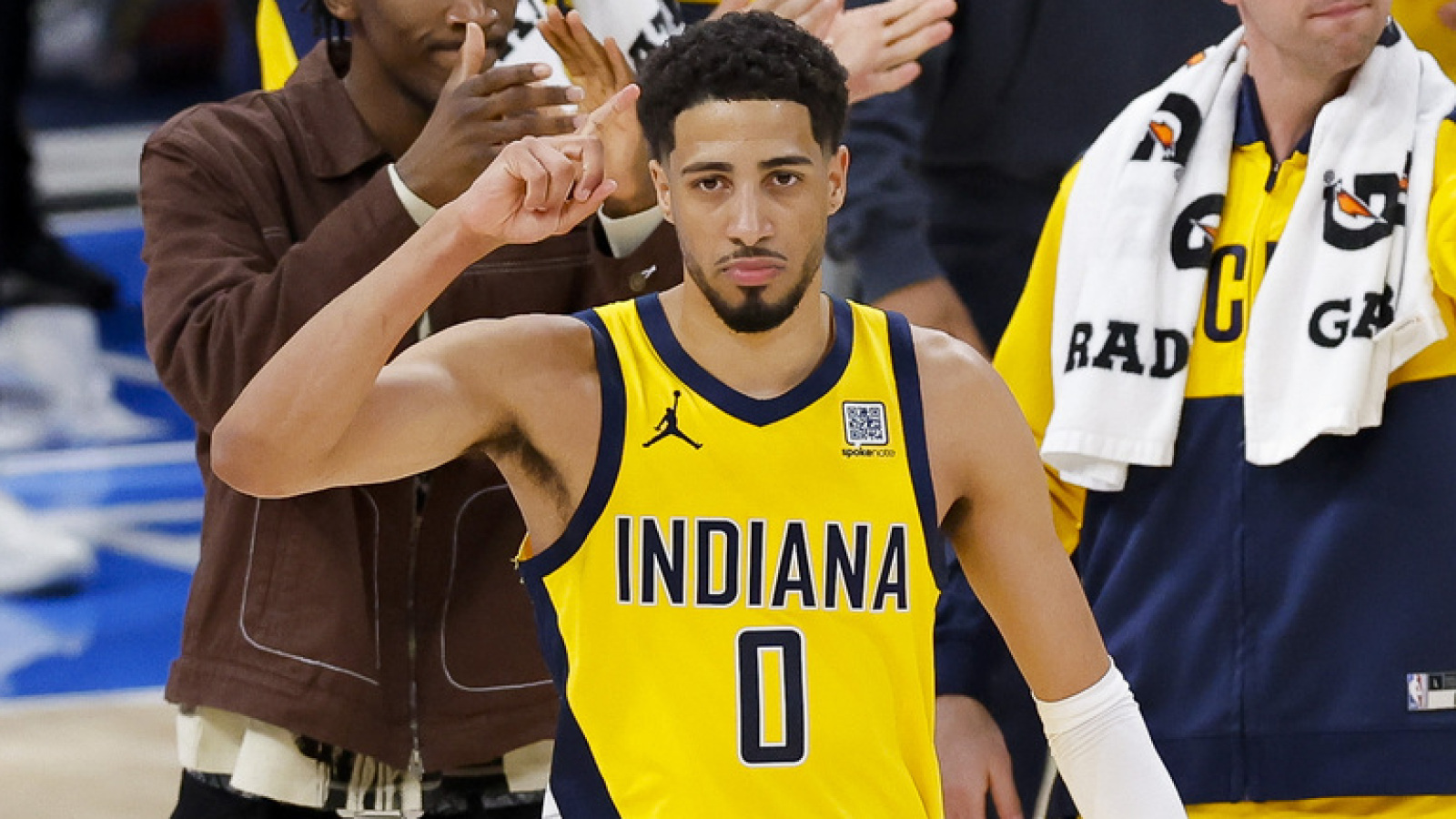 https://www.yardbarker.com/media/4/d/4d76a8c3c426b7a5437e52fb0b29b2462405af77/thumb_16x9/pacers-star-on-clutch-playoff-run-time.jpg?v=1