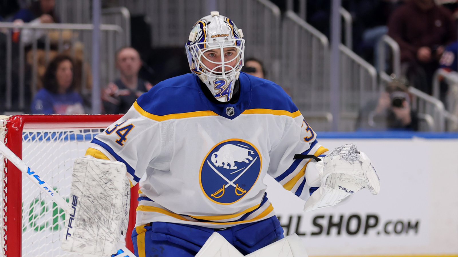 Goaltender Alex Lyon sets club mark as hot Sabres beat Kings
