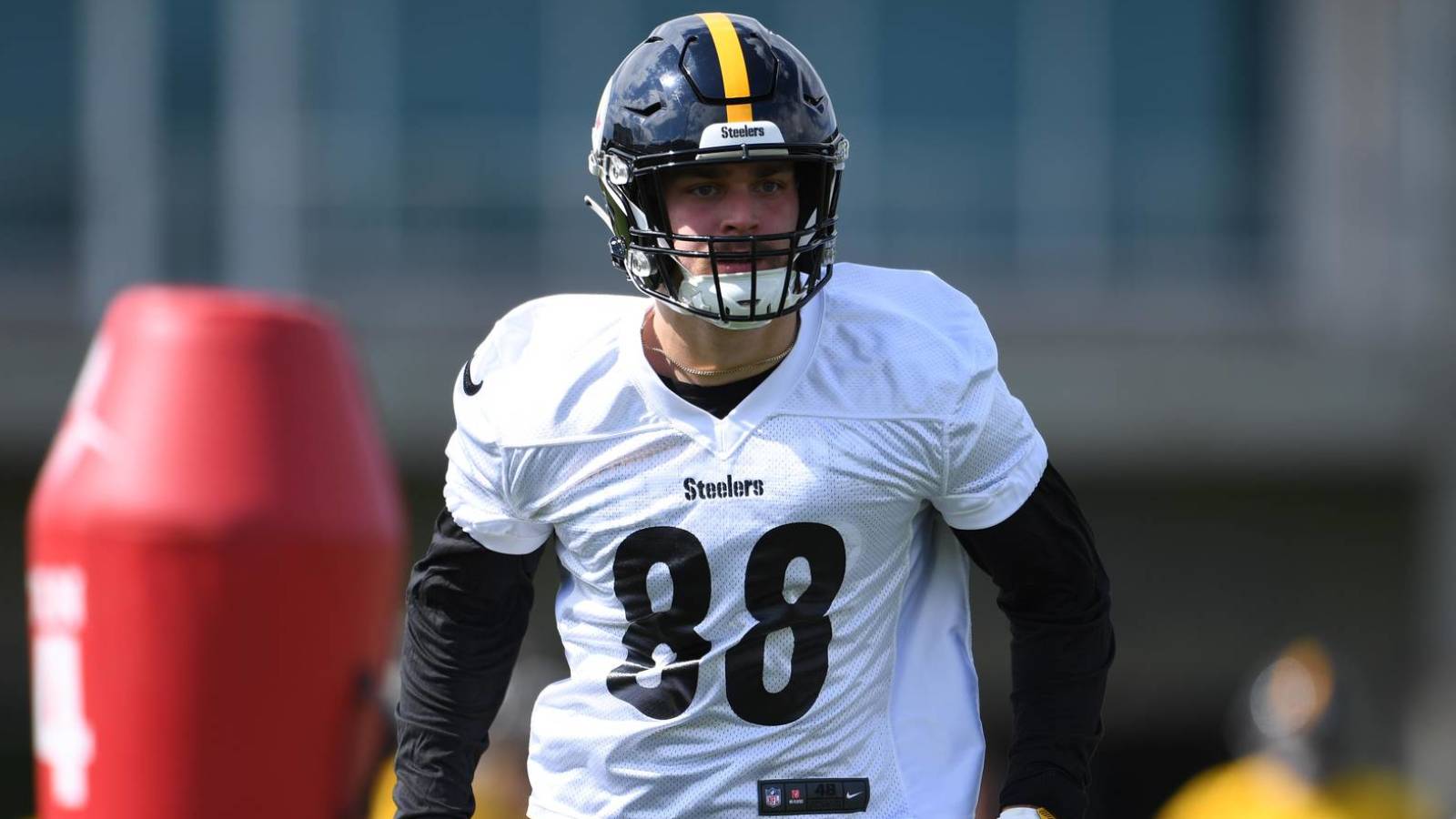 Steelers sign secondround pick Pat Freiermuth Yardbarker