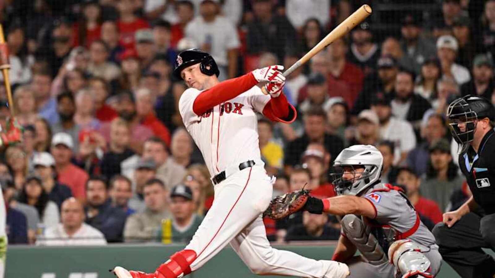 Ex-Red Sox Star Alex Bregman Connected To NL Contender | Yardbarker