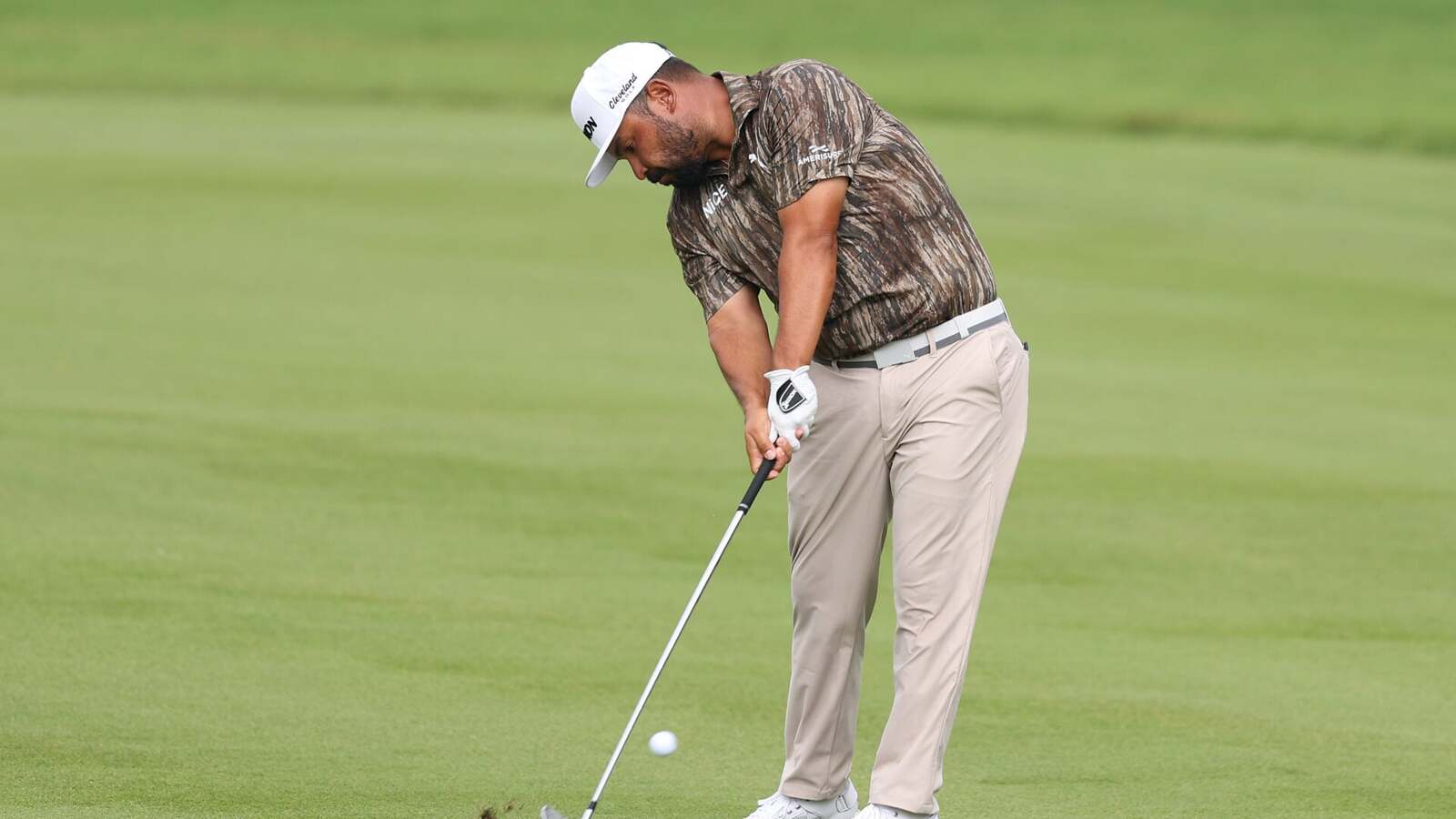 J.J. Spaun Withdraws from Tour Championship Due to Shoulder Pain