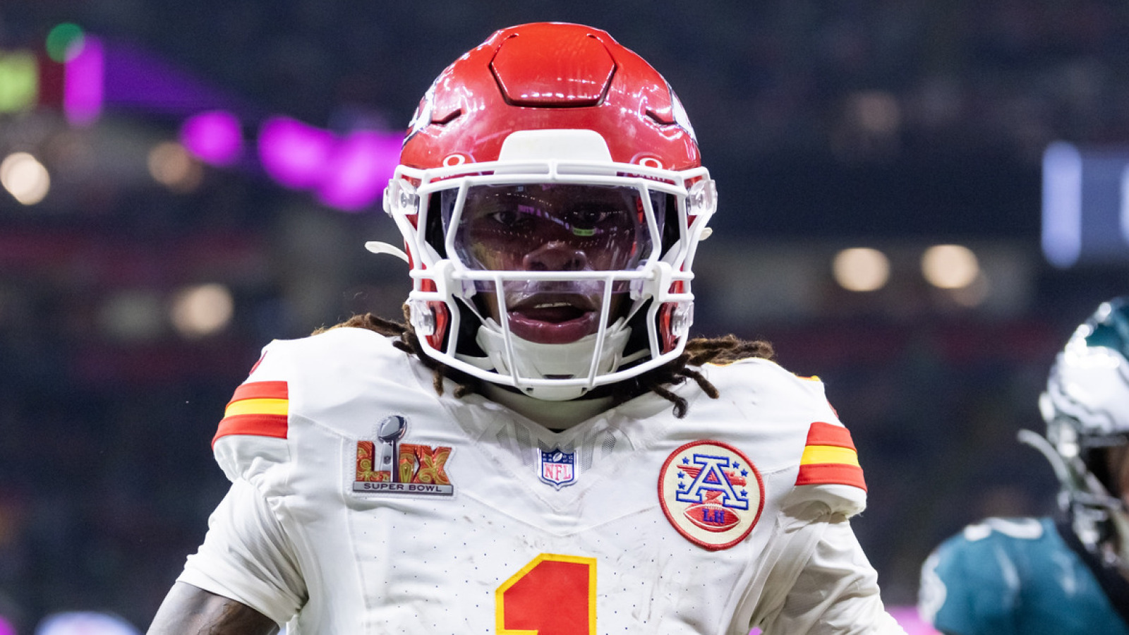 https://www.yardbarker.com/media/4/e/4e4901132ff63d400b9baacfa837eae51af33955/thumb_16x9/patrick-mahomes-credits-so-secret-weapon-blowout.jpg?v=1