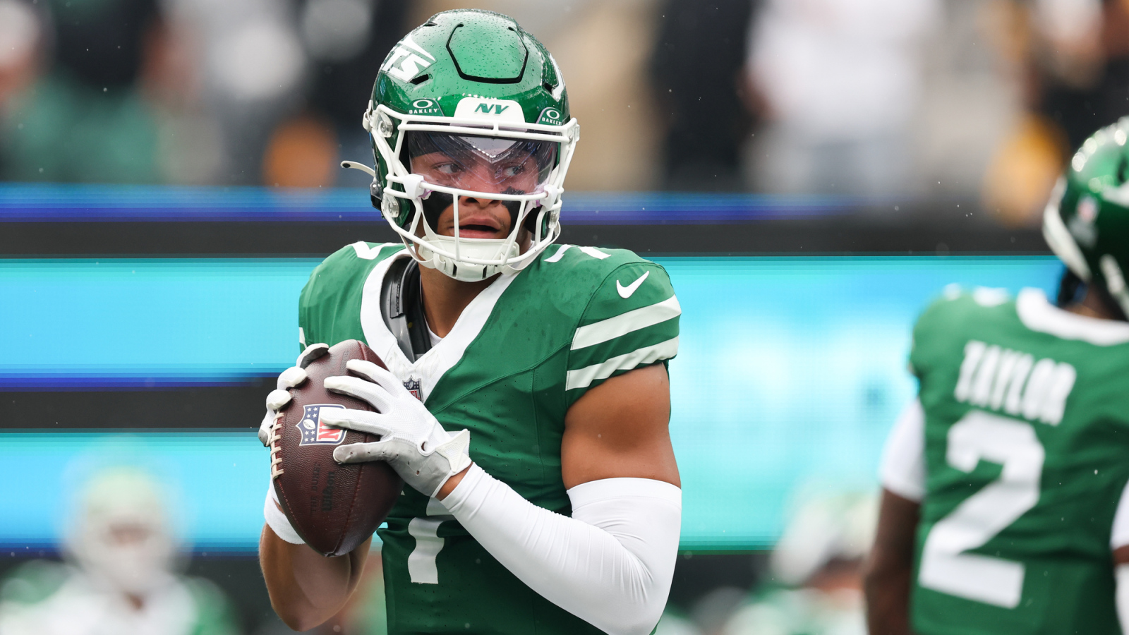 https://www.yardbarker.com/media/4/e/4e8654a1eada925dddebe88c5a09e98912713fe1/thumb_16x9/justin-fields-former-college-teammate-showcase.jpg?v=1