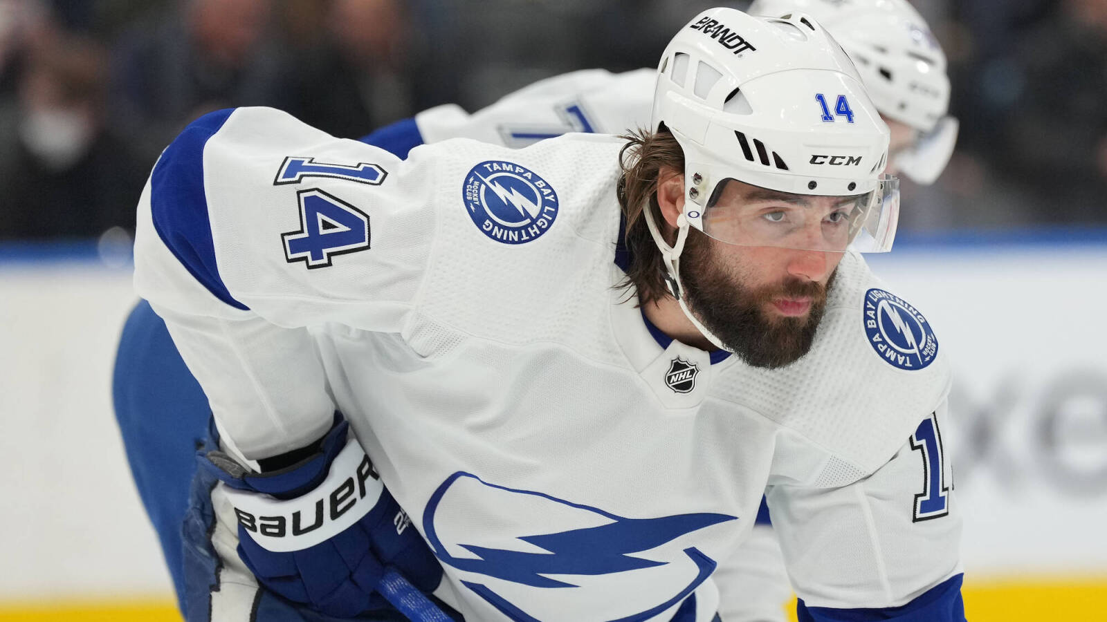Pat Maroon tests broadcaster job in middle of season - Vimarsana News