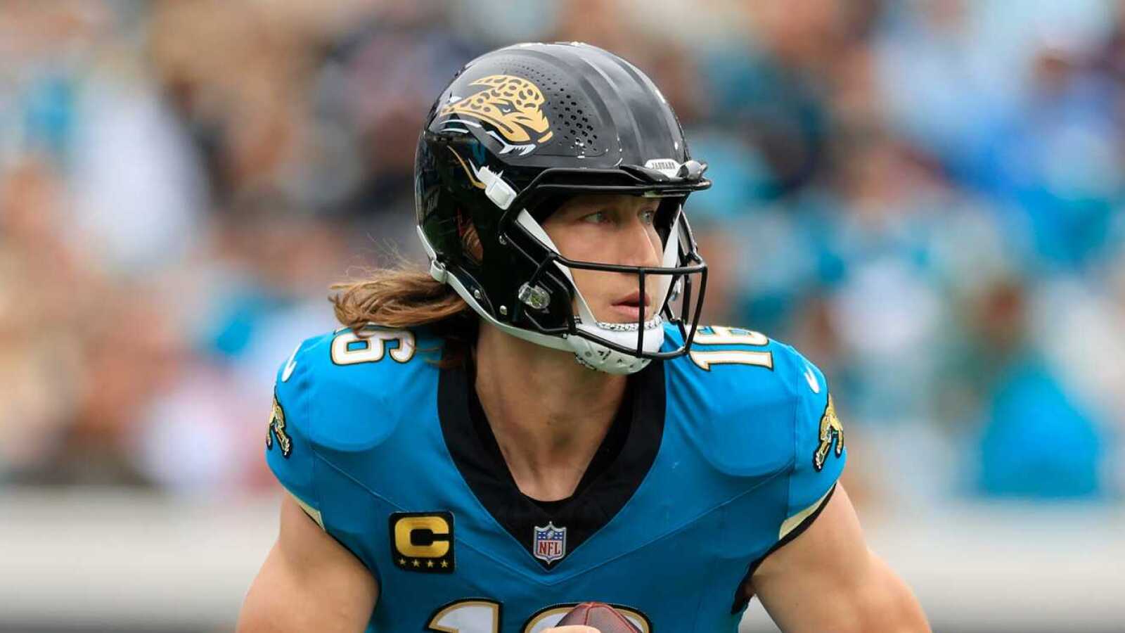 https://www.yardbarker.com/media/4/e/4e9b7f40ddd4ead5cef0c367b6be567fcb4a763f/thumb_16x9/liam-coen-sends-warning-rest-nfl-trevor-lawrence.jpg?v=1