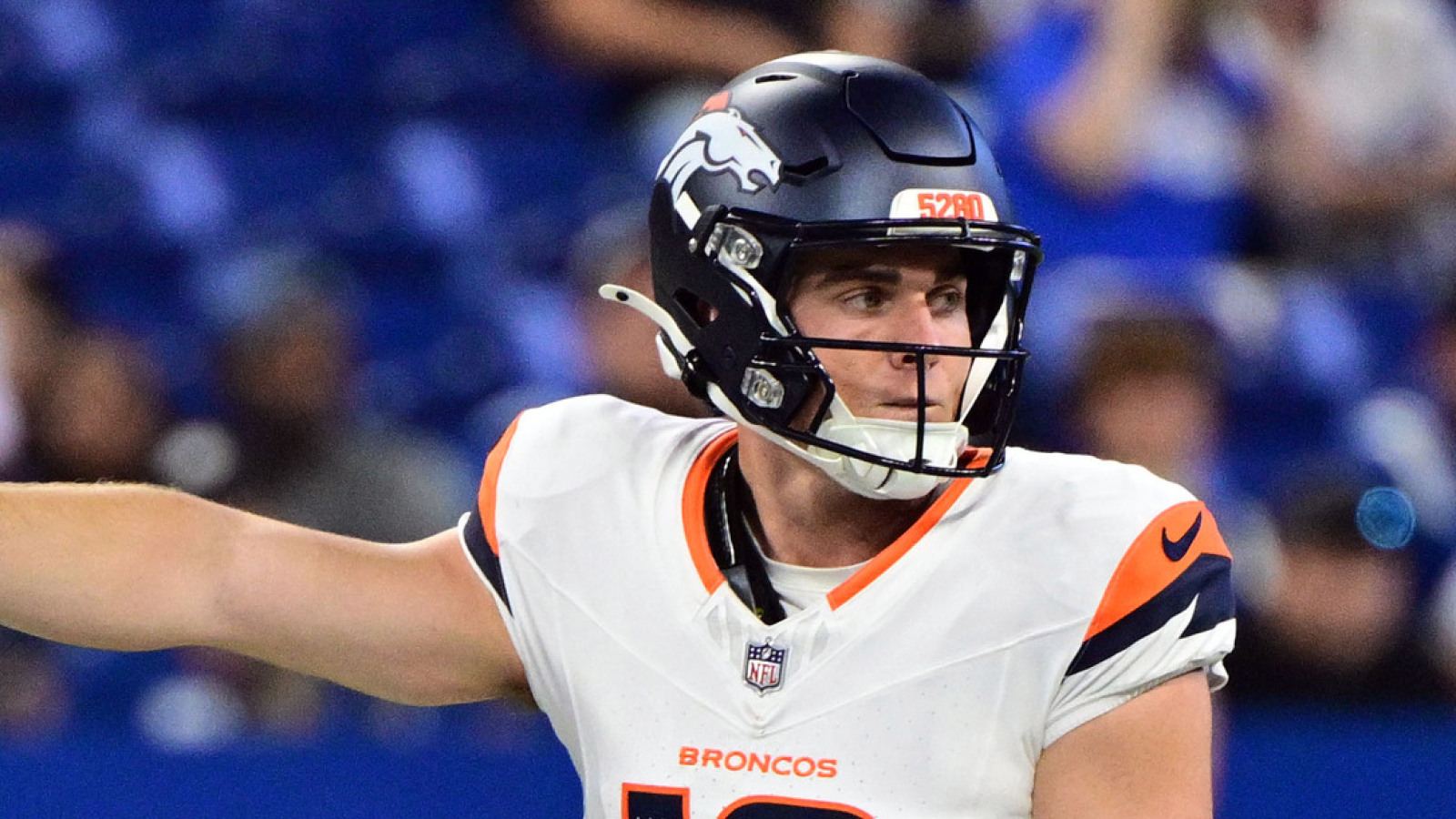 NFL preseason: Nix makes statement; Bennett returns