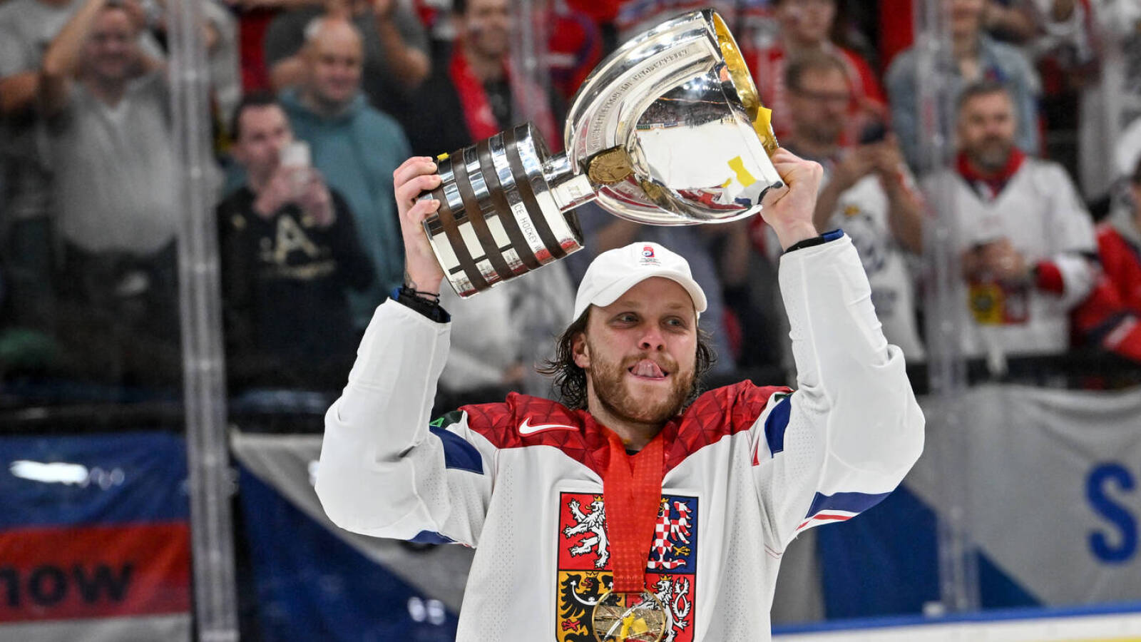 Team Czechia wins 2025 IIHF World Championship over Switzerland BVM
