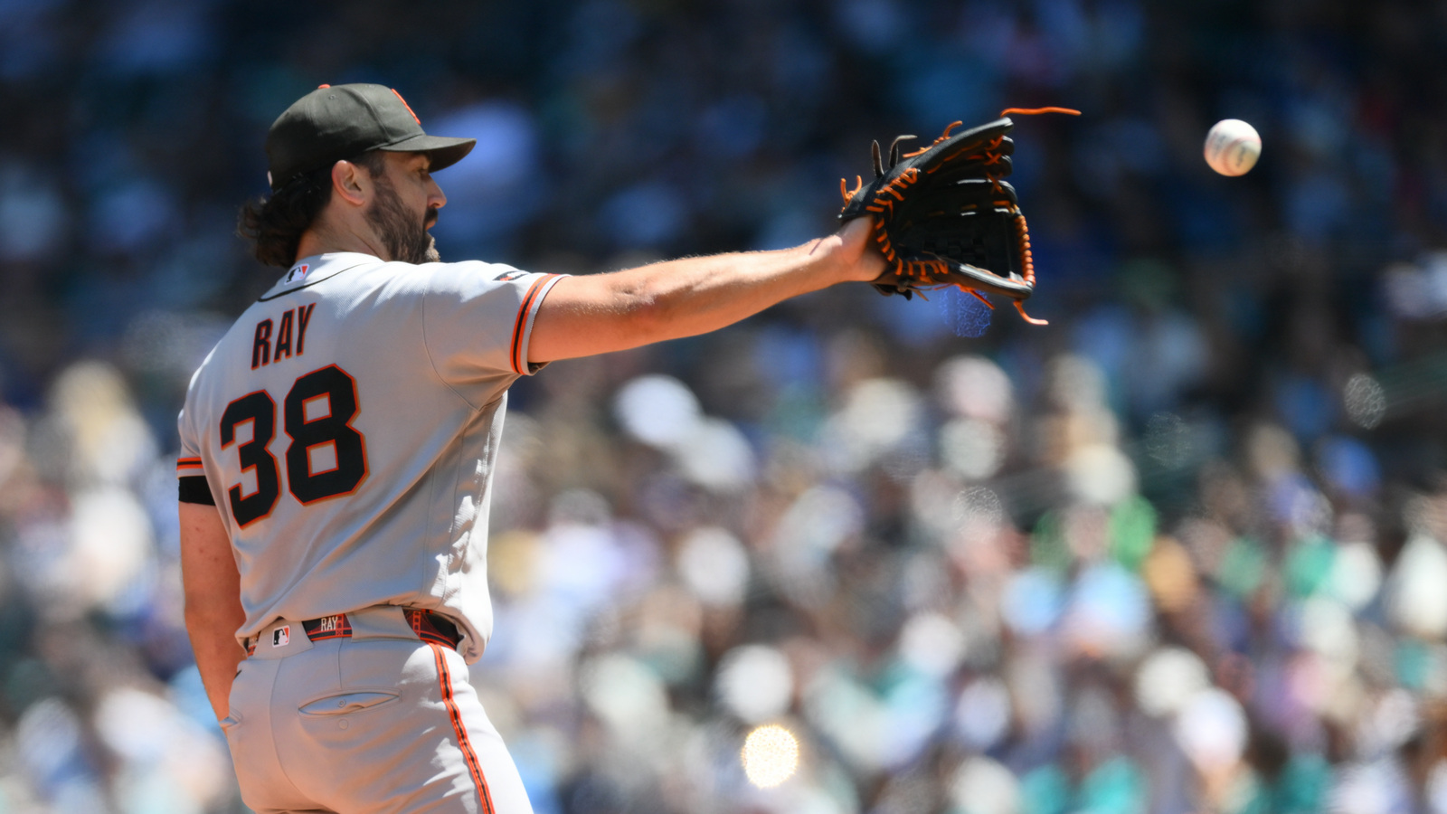 https://www.yardbarker.com/media/4/f/4f7adebe4d45d9cd58dcfb5bff4f06c9c16937e7/thumb_16x9/three-high-priced-options-white-sox-pursue.jpg