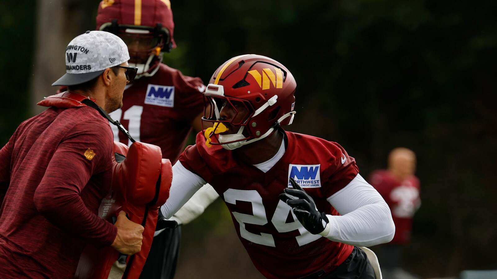 Dallas Cowboys Sign Von Miller: Contract Details Clarify Fan Misunderstandings