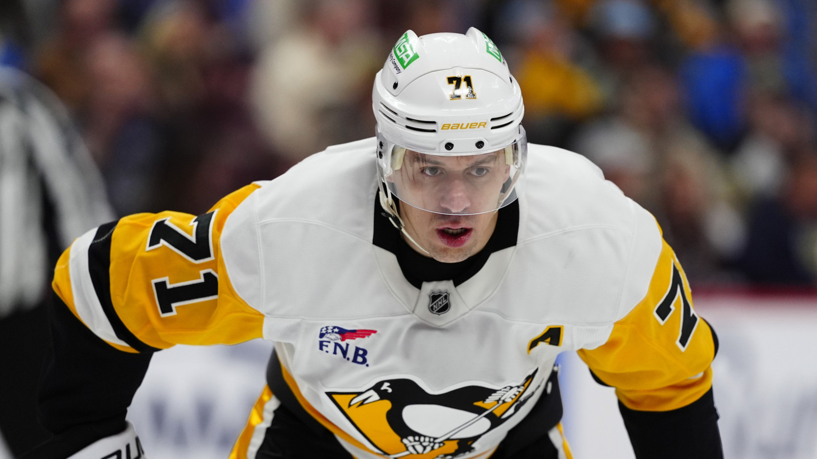 https://www.yardbarker.com/media/4/f/4f9b5bb64e72957f2cb7ff60a24a806bcadd58d1/thumb_16x9/penguins-evgeni-malkin-out-day-day-upper-body.jpg?v=1