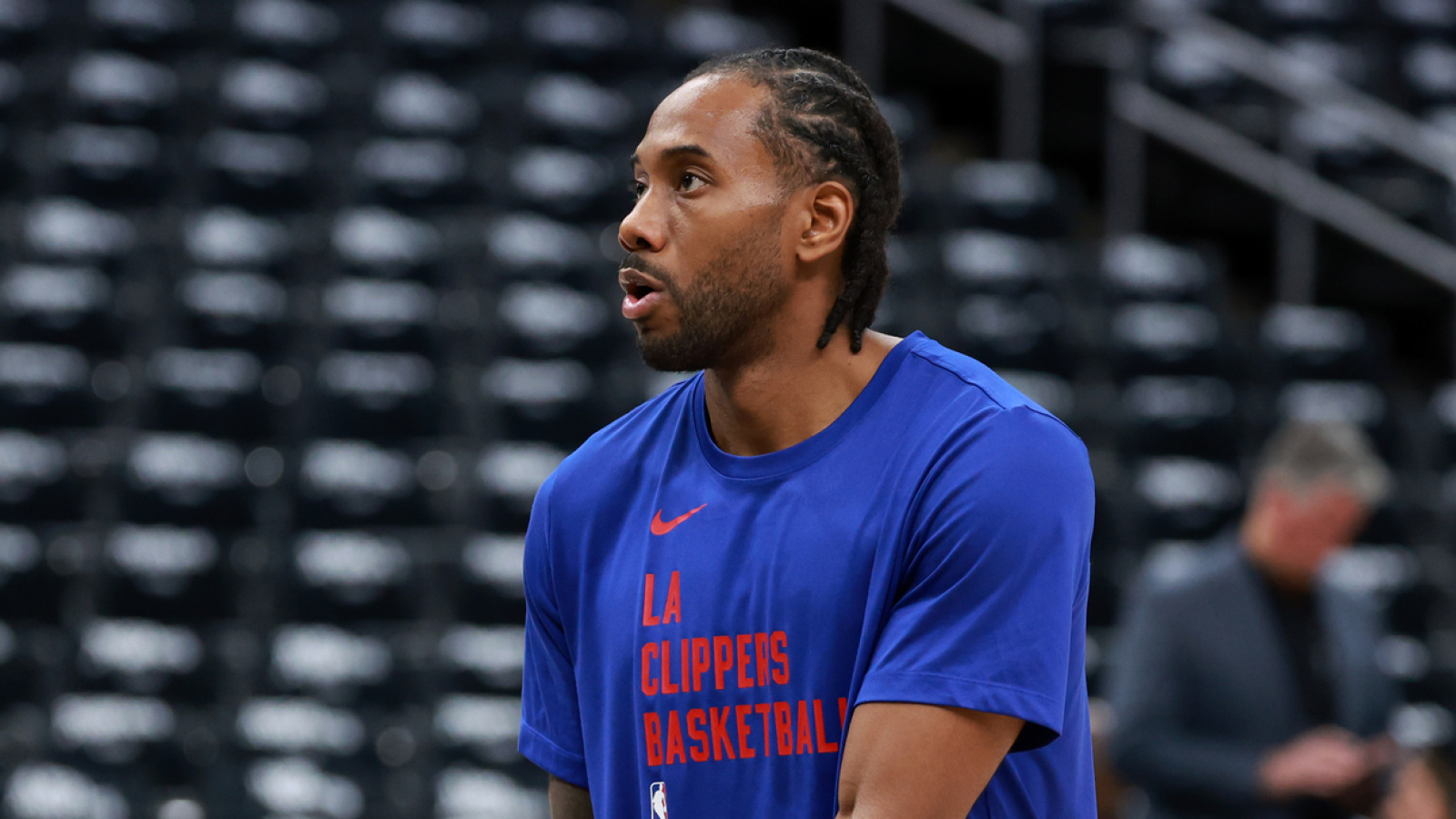Clippers get concerning injury update on Kawhi Leonard Yardbarker