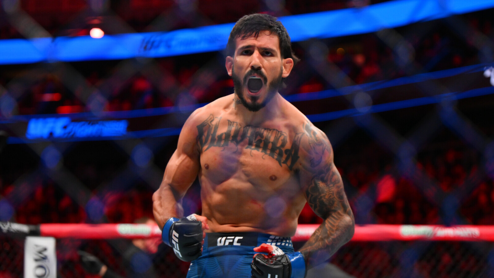 Douglas Suffers Fractured Orbital In UFC Upset | Yardbarker
