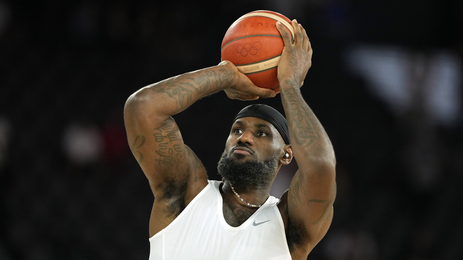 Muggsy Bogues Shatters LeBron James' GOAT Argument Yardbarker