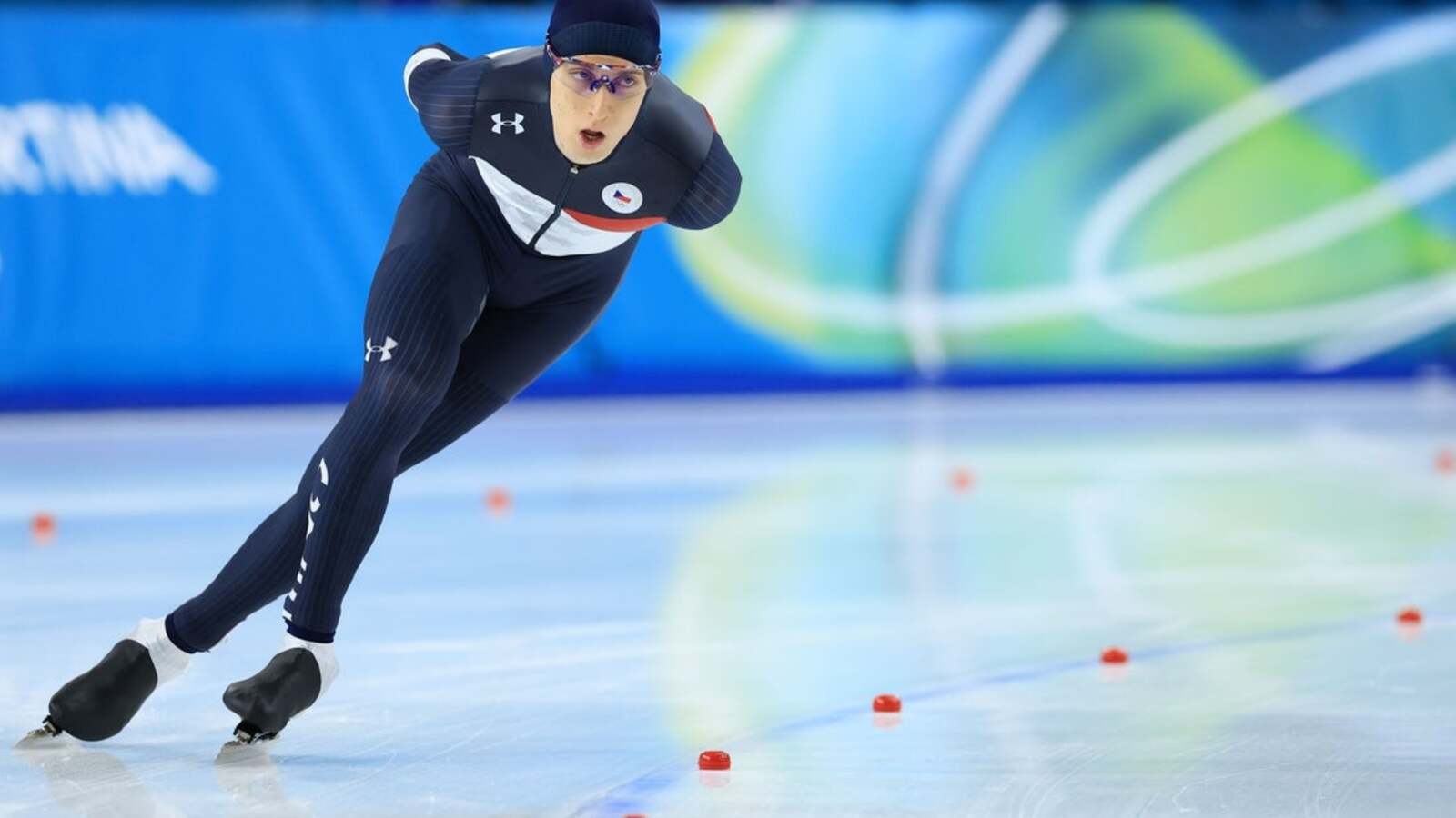 Czech teenager Jilek outclasses strong field to take 10,000m gold